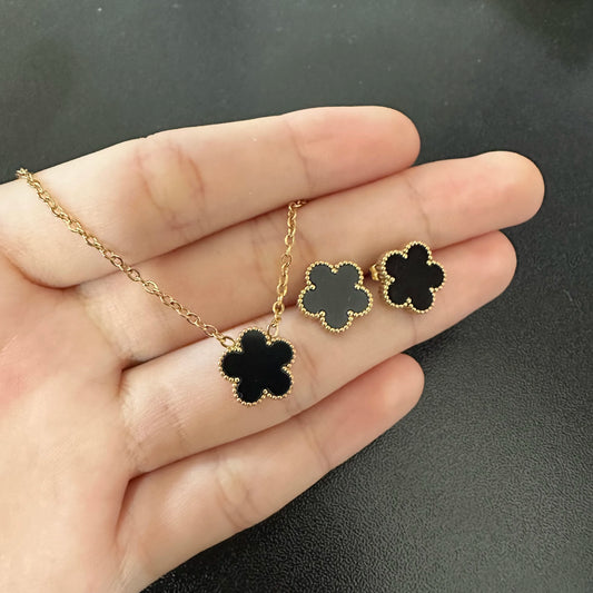 Clover Leaf Flower Set